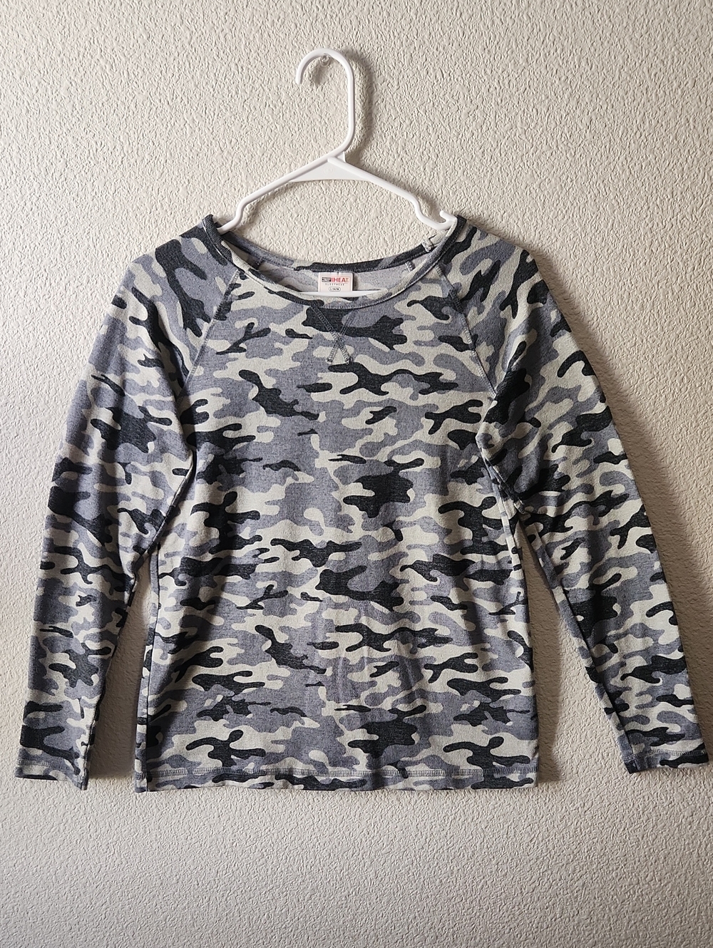 32 Degrees Gray Camo Long Sleeve Shirt